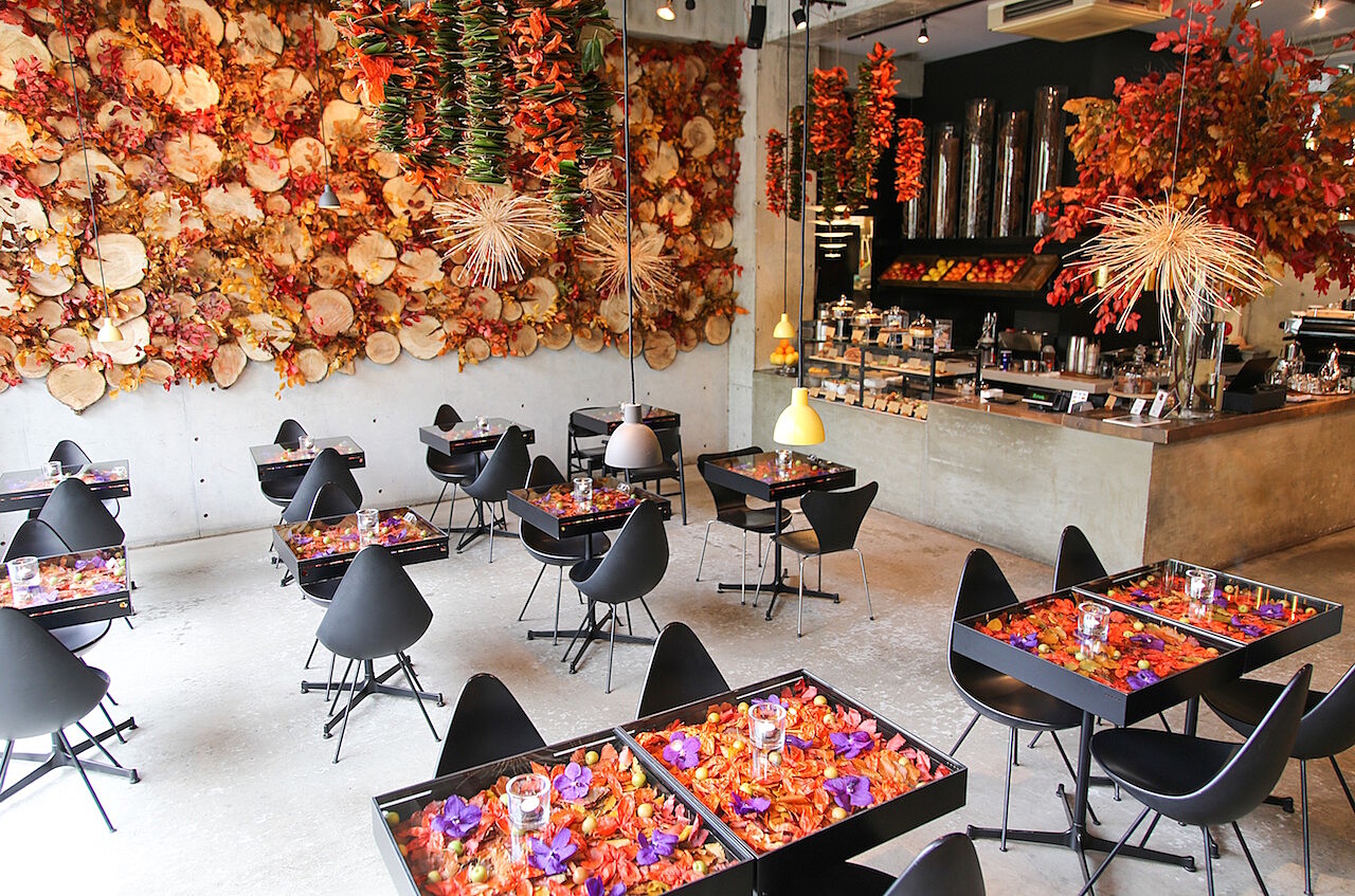 表参道の百名店にも選ばれているお花カフェでで好きなことや、やりたい事など好きに語り合おう(*^^*)