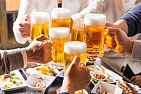 【20代男女六本木飲み】楽しい仲間と一緒に六本木の夜を満喫しよう！🍻🌃