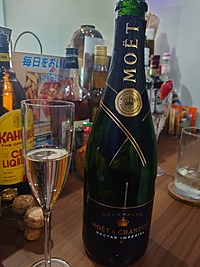 新宿ゴールデン街で飲み食べしよう！
