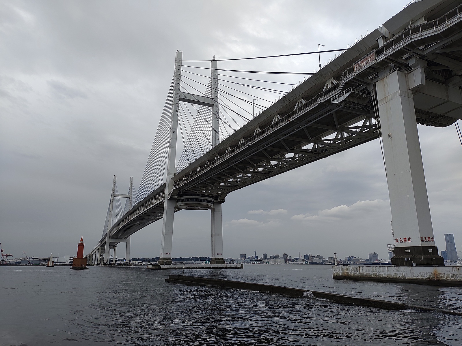 【ゆるゆる遠足15kmラン×できたてビール】大黒ふ頭・横浜ベイブリッジ×キリンビール横浜工場見学