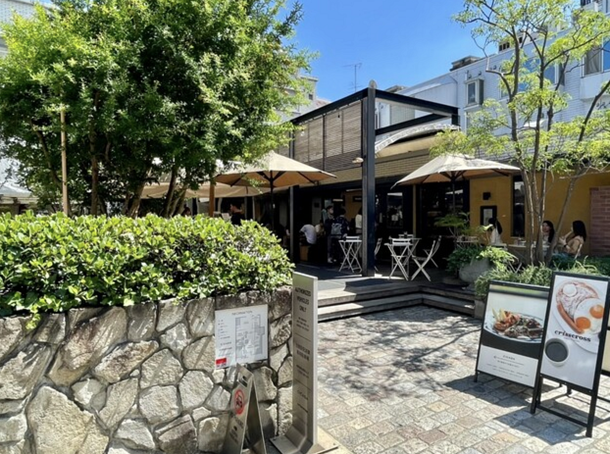 表参道のパン屋併設カフェで朝活しよう！