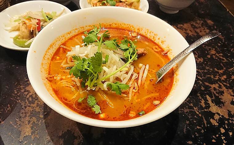 【先着4名無料】タイ料理とタイビールを飲みに行こう！おすすめはトムヤムクンヌードルです🏵️🏵️