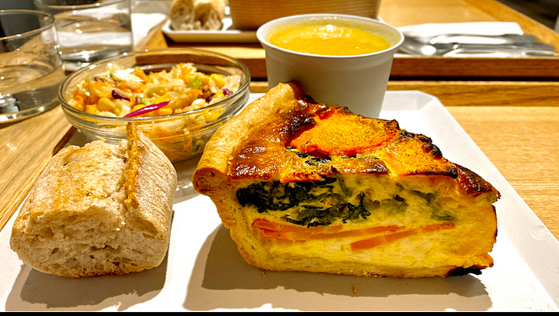 野菜たっぷり🥗あったかいキッシュで朝カフェしよう☕️【女性主催🌼】