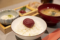 浅草の人気店✨羽釜ごはんと梅干しとお供が美味しい☺️絶品朝ごはんを食べよう🍚