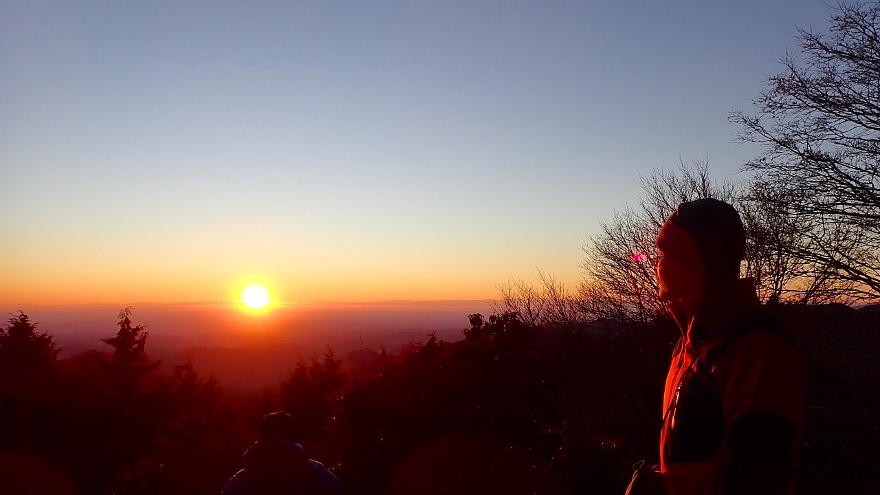 都心から30分の山で初日の出観に行きましょう！！