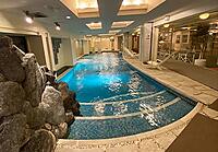 スパ施設でサウナや温泉を楽しむ【初参加・一人参加者多数】