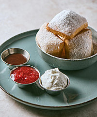 フランスの伝統菓子「ベニエ」が食べれるオシャレなカフェに行こう🥯✨