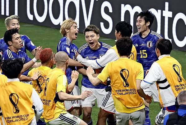 横浜20時〜 サッカー日本代表戦を一緒に応援しよう！