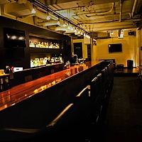 オシャレなbarでフェス友探し♪ 20代メイン♡