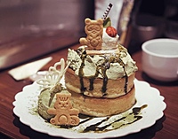 【20代限定】レトロな雰囲気で食事を楽しもう☕️