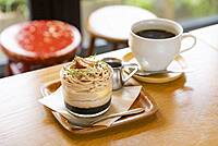 【先着3名無料】表参道の隠れ家カフェに行こう！20代30代限定です🐱🐱🐱🐱