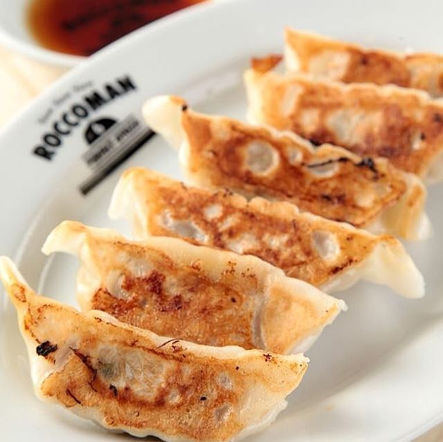 【✨先着3名参加費無料】渋谷の「GYOZA ROCCOMAN 渋谷道玄坂店」で餃子を食べる♪