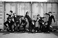 【40代・50代以上】最先端のイマーシブシアターDAZZLEで没入体験しよう！