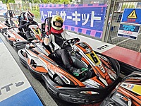 幕張ハーバーサーキットでゴーカートに乗ろう！（無免許でも大丈夫！）