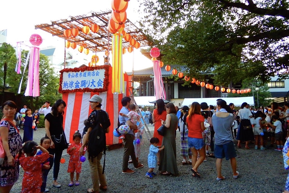 表参道で納涼盆踊り大会🍡青山表参道商店会の納涼祭にいこう