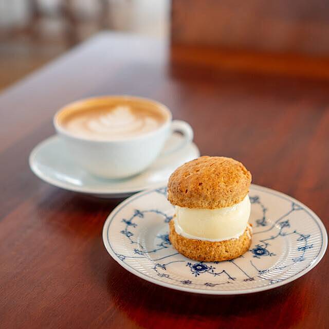 【早割中】アートギャラリーカフェに行こう🍩🍩🍩