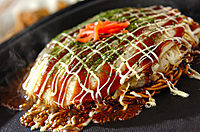 今回は広島焼きｘ焼きそば 👄 大人になっても遊びたい ⭐ ワクワクの金曜飲み会 ✨ お初さん大歓迎 ✨