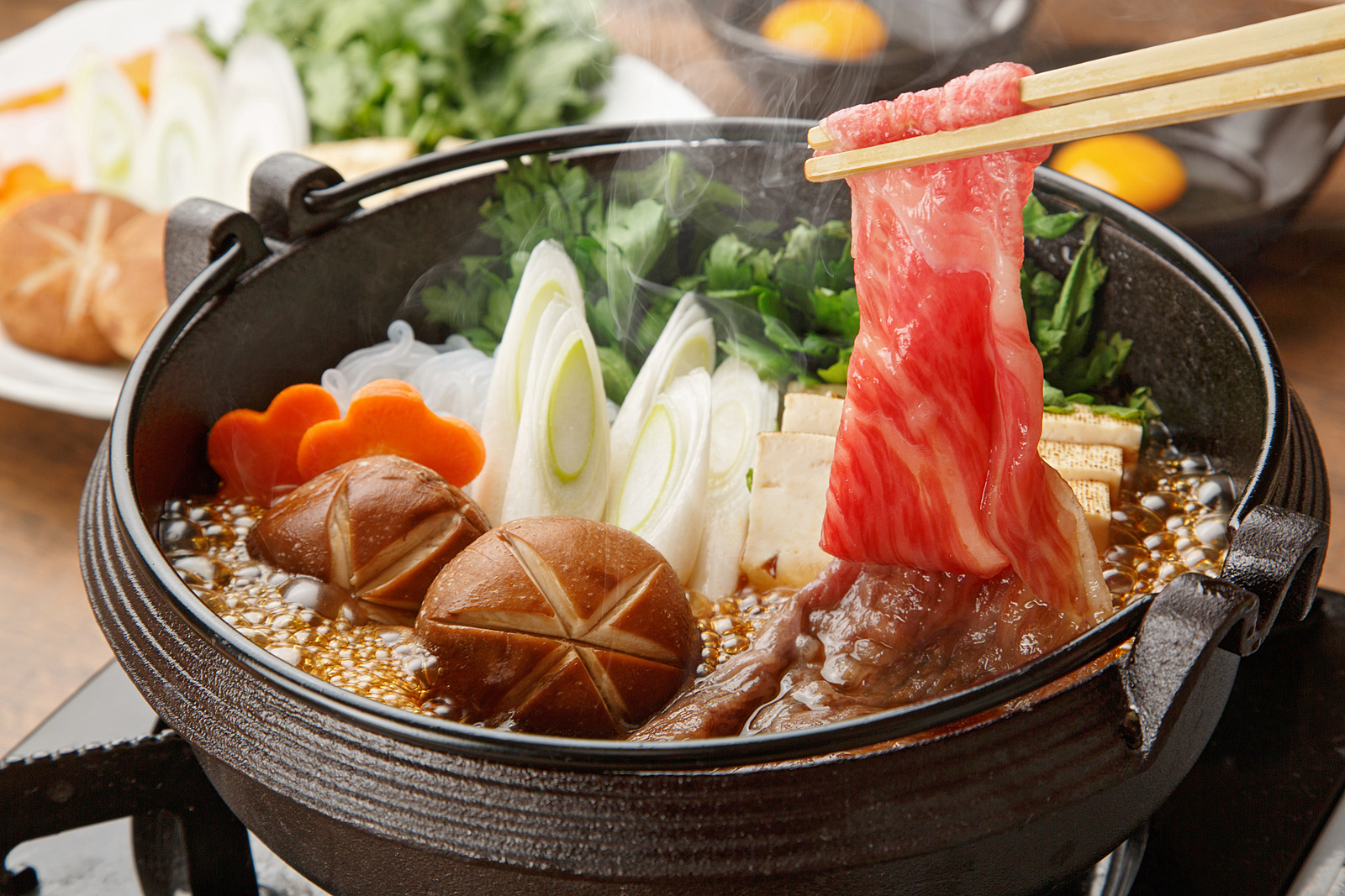 【女性主催】A5ランクの黒毛和牛すき焼きを食べに行こう🏆🥇⭐️高級和牛肉と日本酒が楽しめます〜！！