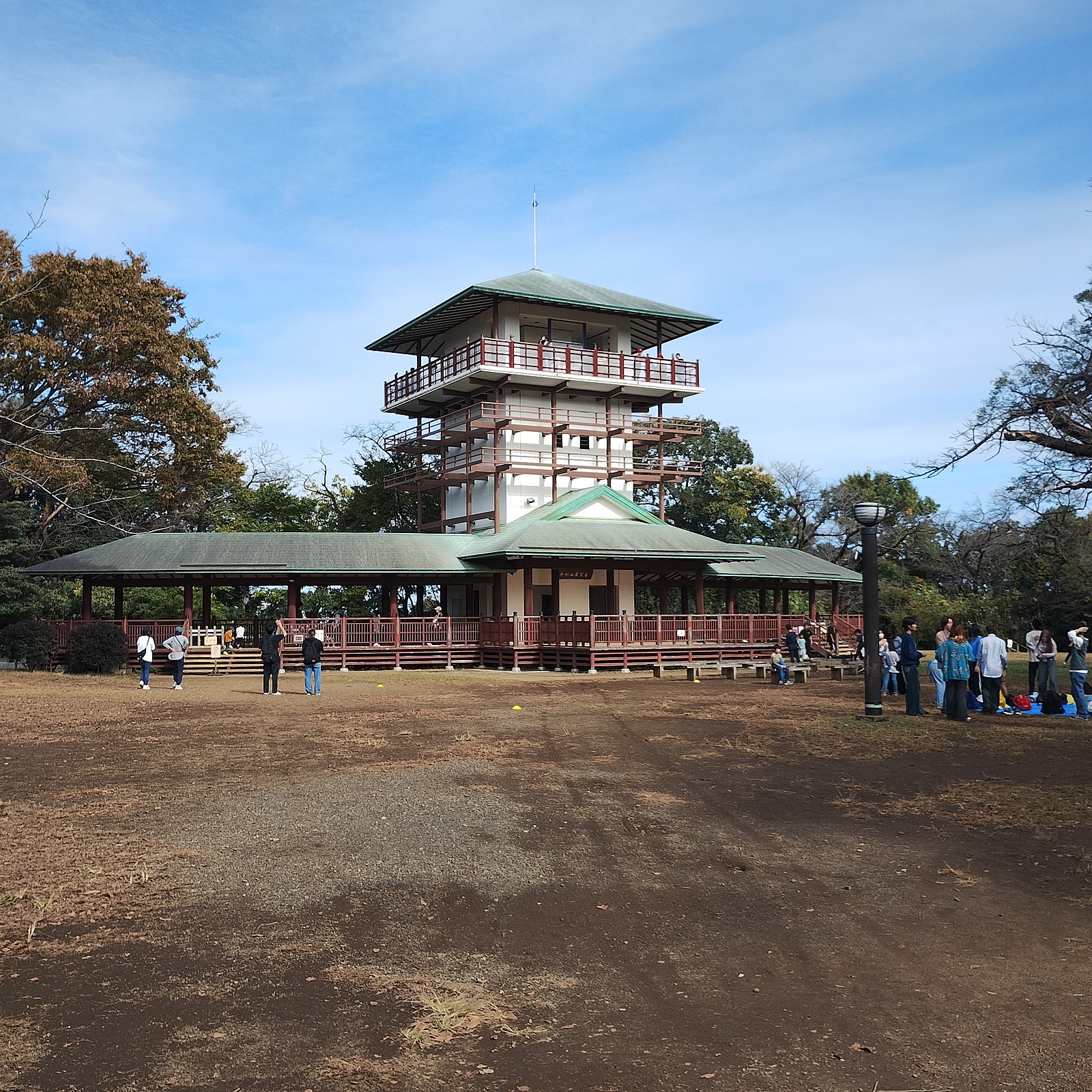 生田緑地（枡形山）で、散策、ハイキング、写真撮影