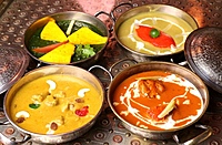 カレー食べに行くぞ4回目🍛インド王宮の雰囲気が味わえるダージリン日暮里へGo🙌