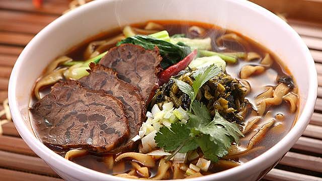 【早割中】台湾料理を食べに行こう！おすすめは牛肉麵と酸辣湯麺です🏵️🏵️
