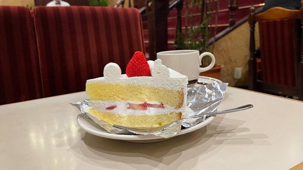 【早割中】新宿の老舗喫茶に行こう！おすすめはレアチーズケーキです🌸🌸🌸