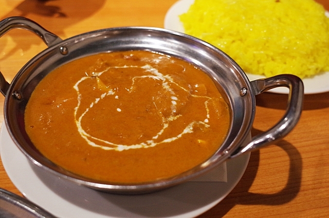 みんなでスパイスカレー（バタチキ）とマカロンを一緒に作って食べて飲んで楽しみましょ❗