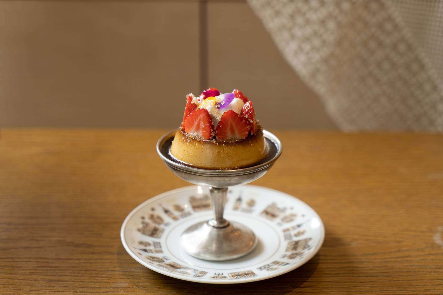 【早割中】恵比寿の人気カフェに行こう😺😺😺おすすめはいちごとチャイのパフェです🐽🐽🐽