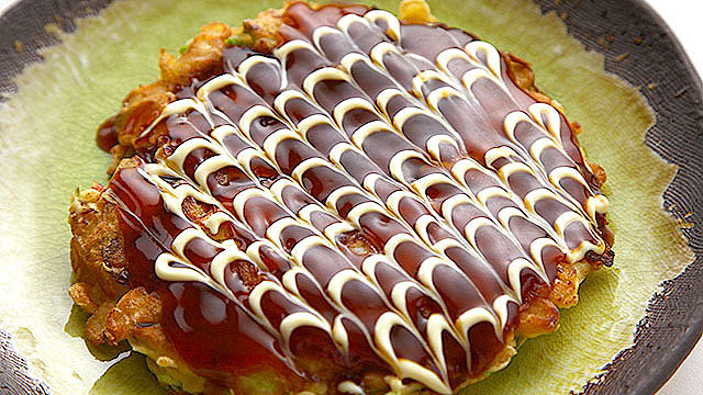 好きな具材をつけて楽しむ"お好み焼きｘホルモン"✨ みんなでワイワイ日曜エンジョイ飲み会 ❥ お初さん大歓迎♪