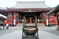 【初詣×浅草】おみくじと面白い店巡りで新年を楽しもう！