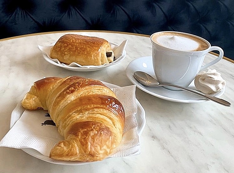 【20代限定】フランス風モーニングを食べに行こう🥐