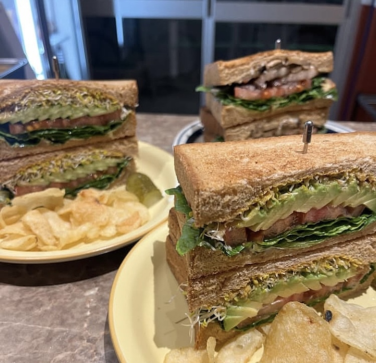 【20代限定】ハンバーガーサンドイッチ店に行こう🥪✨