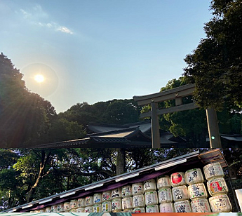 北鎌倉駅スタート　　源氏山　食べ歩き散策 ！ お寺神社巡り縁結スポット