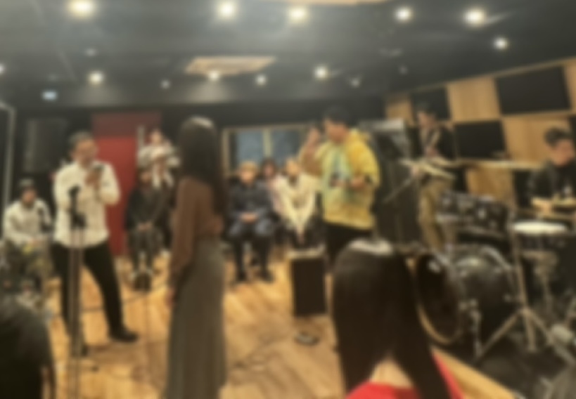 渋谷・生演奏カラオケ🎤(楽器の方も募集)