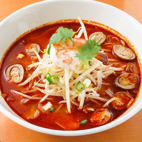 【早割中】タイ料理を食べに行こう！おすすめはトムヤムまぜそばです🎈🎈🎈