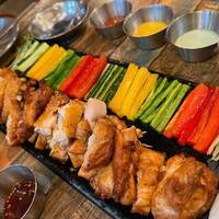 【女性主催】韓国料理を食べに行こう！おすすめはバーベキュー包みチキンです🥖🍞🥜