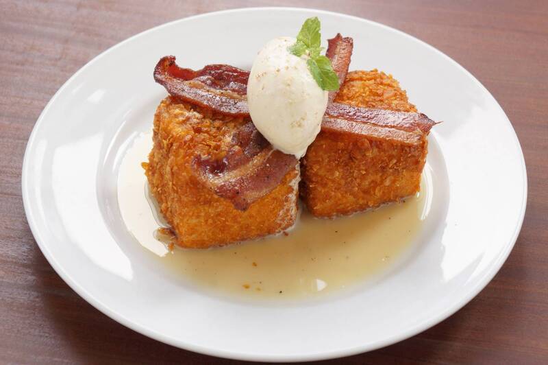 【女性主催20代30代限定】人気のハワイアンカフェに行こう！コーンフレークフレンチトーストがおすすめです🌸🍎