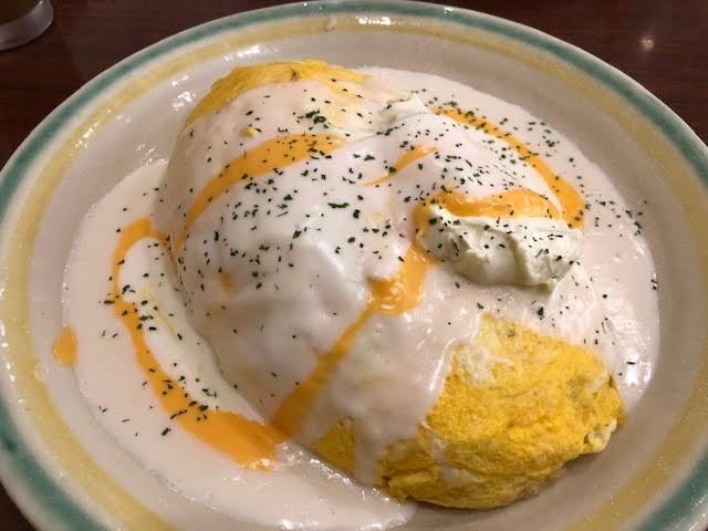 平日夜にオムライス🥚🐔🐣☕