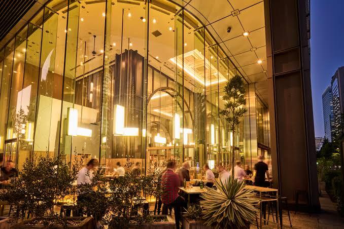 【20代限定🌆】丸の内のおしゃれテラス席でビールを楽しもう【第1回】🍻✨