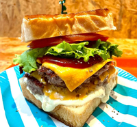 このバーガー、映えるだけじゃない！！味がガチすぎる…！安くて美味しい！！！絶品ハンバーガーを食べに行こう🍔🍟