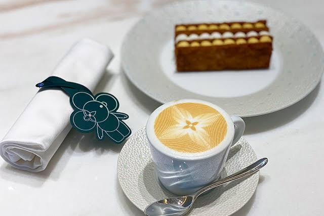 【女性2名主催/早割中】銀座にある「ルイヴィトン」のカフェ🐶🐶🍃✨に行こう〜💫💫20代30代限定