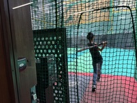 【初心者歓迎】新宿のバッティングセンターでボールを打ってストレス発散😀