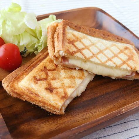 熱々のサンドメーカーで作ろう！"ホットサンドオフ会"✨ みんなでワイワイ日曜エンジョイ飲み会 ❥ お初さん大歓迎♪