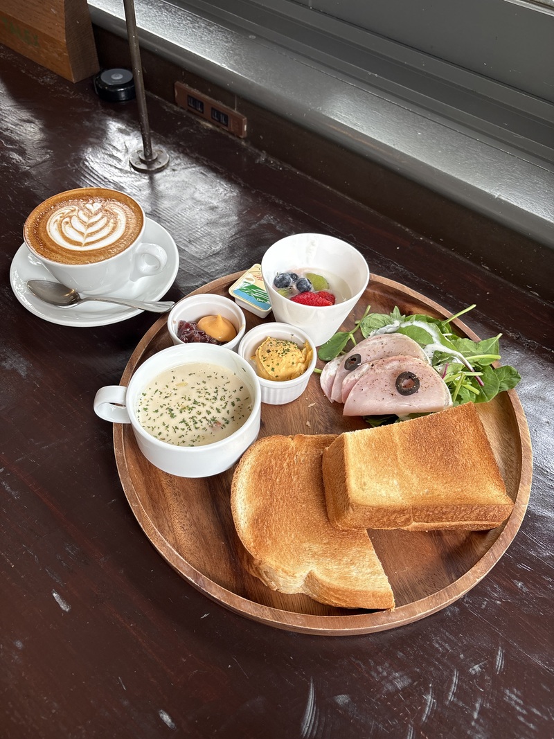 大阪おいしいモーニング食べましょーっ！🍞