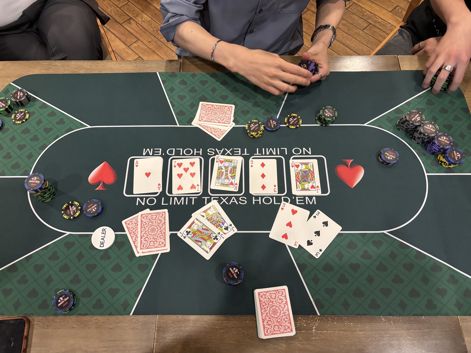 名古屋伏見でポーカー練習会❗️