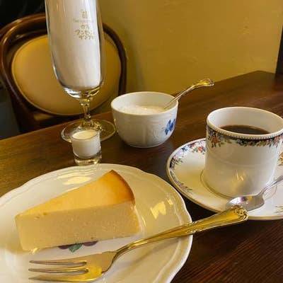 【早割中】パリの小さな喫茶店？小洒落たお店に行こう！おすすめはチーズケーキ