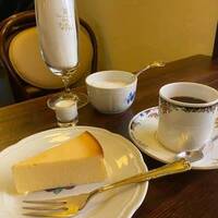 【早割中】パリの小さな喫茶店？小洒落たお店に行こう！おすすめはチーズケーキ