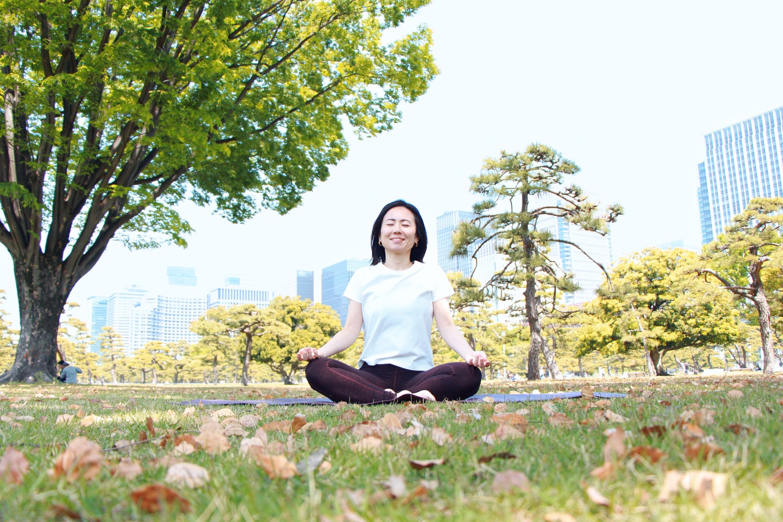 渋谷駅近！朝ヨガ🧘‍♂️ × 書くじかん📝〜つながり、気づき、ひらめきの朝〜🌿🌈
