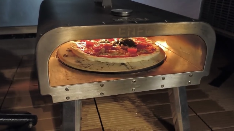【開催予告📢】アートギャラリーで、ピザとワインと。🍕🍷