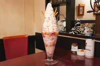 【締切間近‼️】総重量3.5kgの超キングパフェ🍓🍓